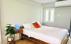 Green Box Rooms